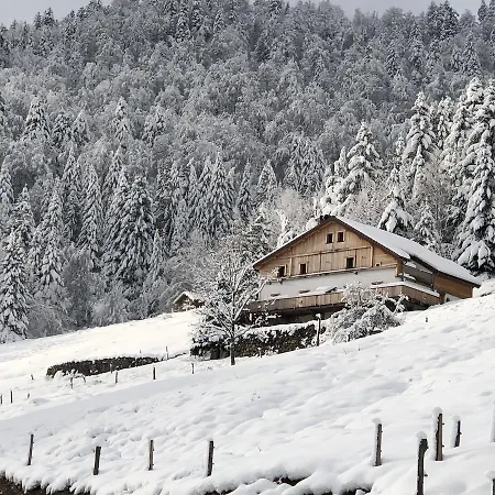 Сasa de vacaciones La Ferme Du Nol *